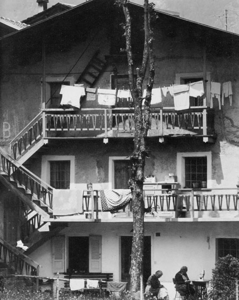 Momenti di vita familiare e sociale