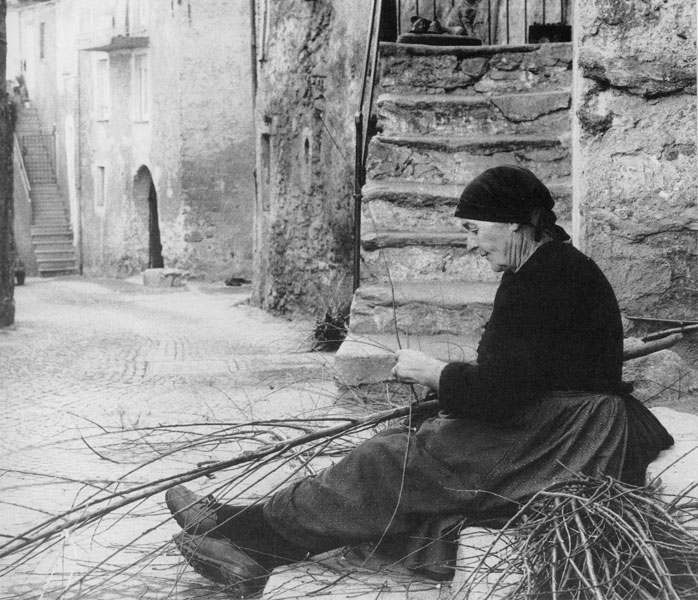 Momenti di vita familiare e sociale